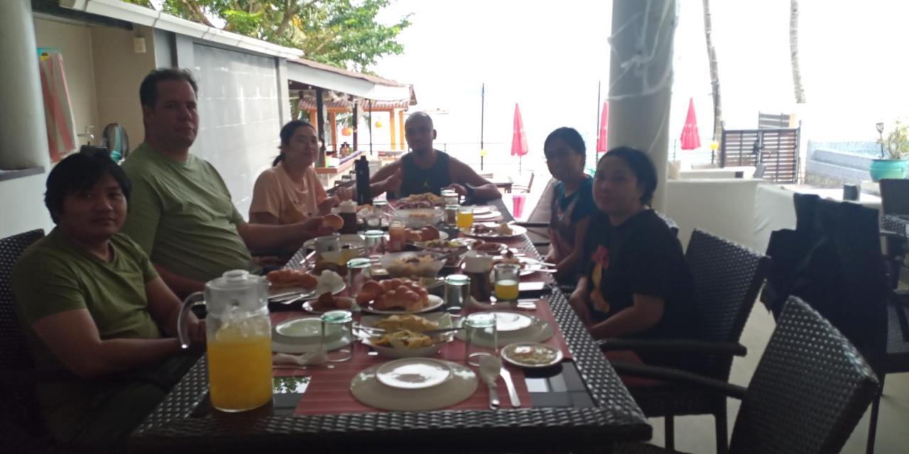 Riverside At Aninuan Accommodation And Food Пуерто Галера Екстериор снимка